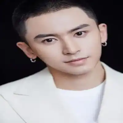 项萱磊